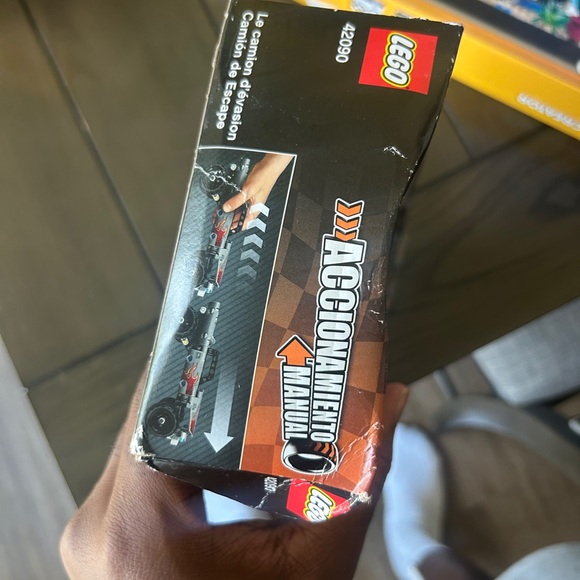 Unopened Lego Getaway truck - Picture 2 of 4